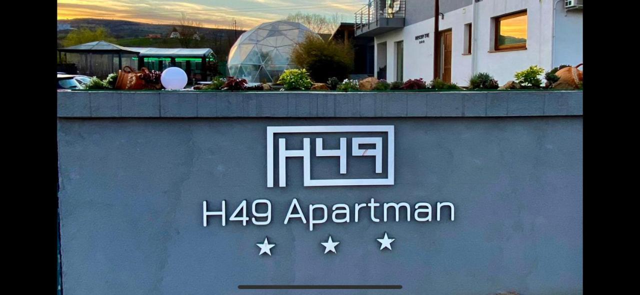 H49 Jacuzzi Penthouse-Adults Only Aparthotel Szováta Kültér fotó